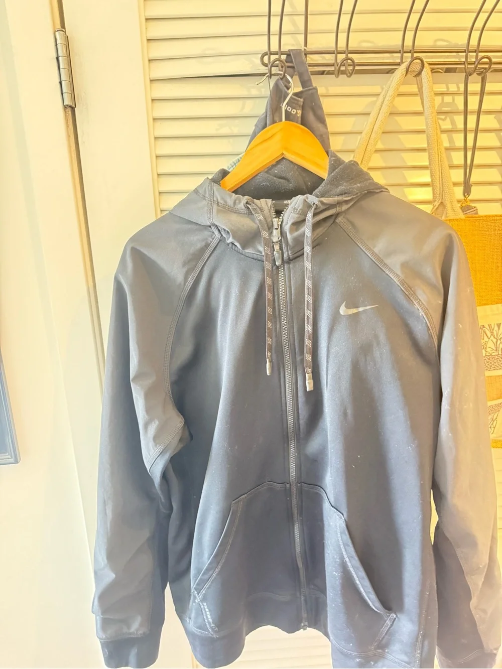 Nike Men’s Black Hooded Performance Zip Jacket
